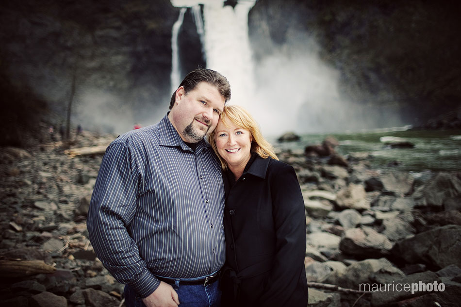 Engagement Portraits at Snoqualmie Falls. 